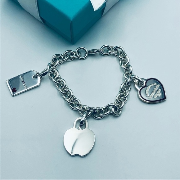 Tiffany & Co CUSTOM New York Heart ID Tag Apple Charm Bracelet with PACKAGING - Picture 2 of 14